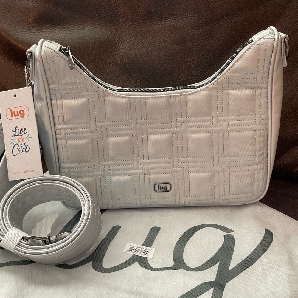 Lug Groove metallic silver satin lux